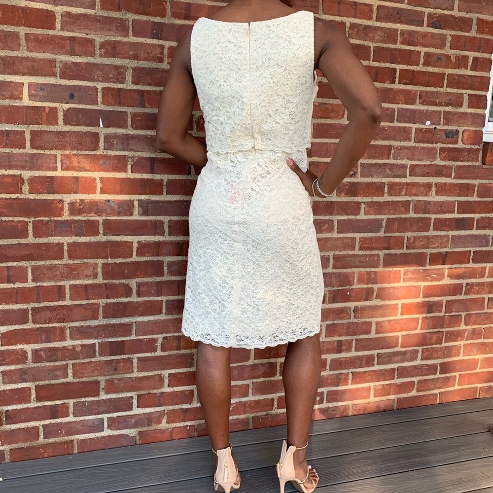 Ivory lace sheath dress - Picture 3 of 3
